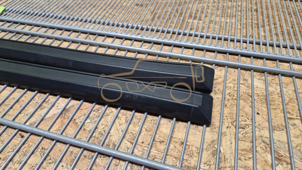 Mercedes-Benz G-Class W463 Rear Fender Mouldings