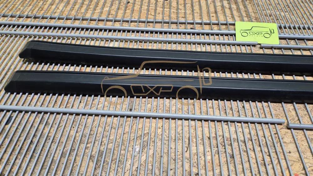 Mercedes-Benz G-Class W463 Rear Fender Mouldings