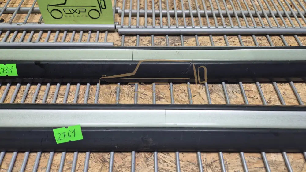 Mercedes-Benz G-Class W463 Rear Fender Mouldings