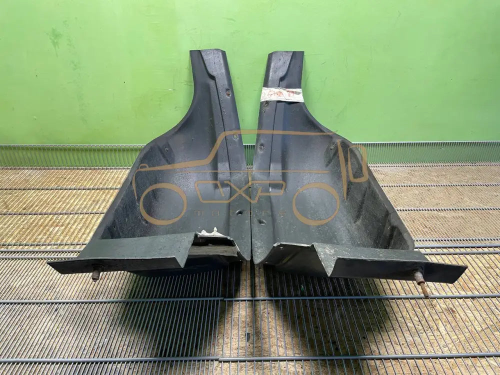 Mercedes-Benz G-Class W463 Rear Inner Fender Set