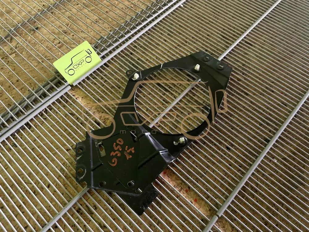 Mercedes-Benz G-Class W463 Rear Left Speaker Bracket