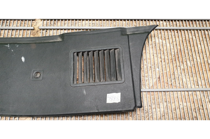 Mercedes-Benz G-Class W463 Rear right D-Pillar trim cover - d-pillar