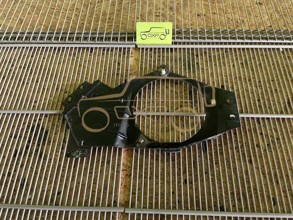 Mercedes-Benz G-Class W463 Rear Right Speaker Bracket
