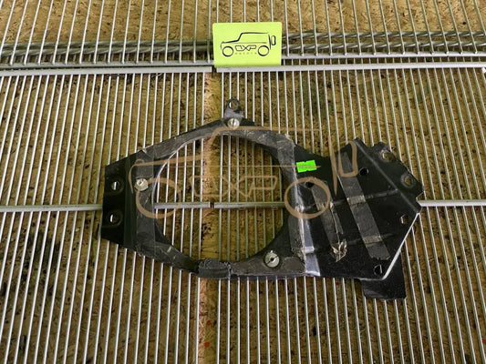 Mercedes-Benz G-Class W463 Rear Right Speaker Bracket