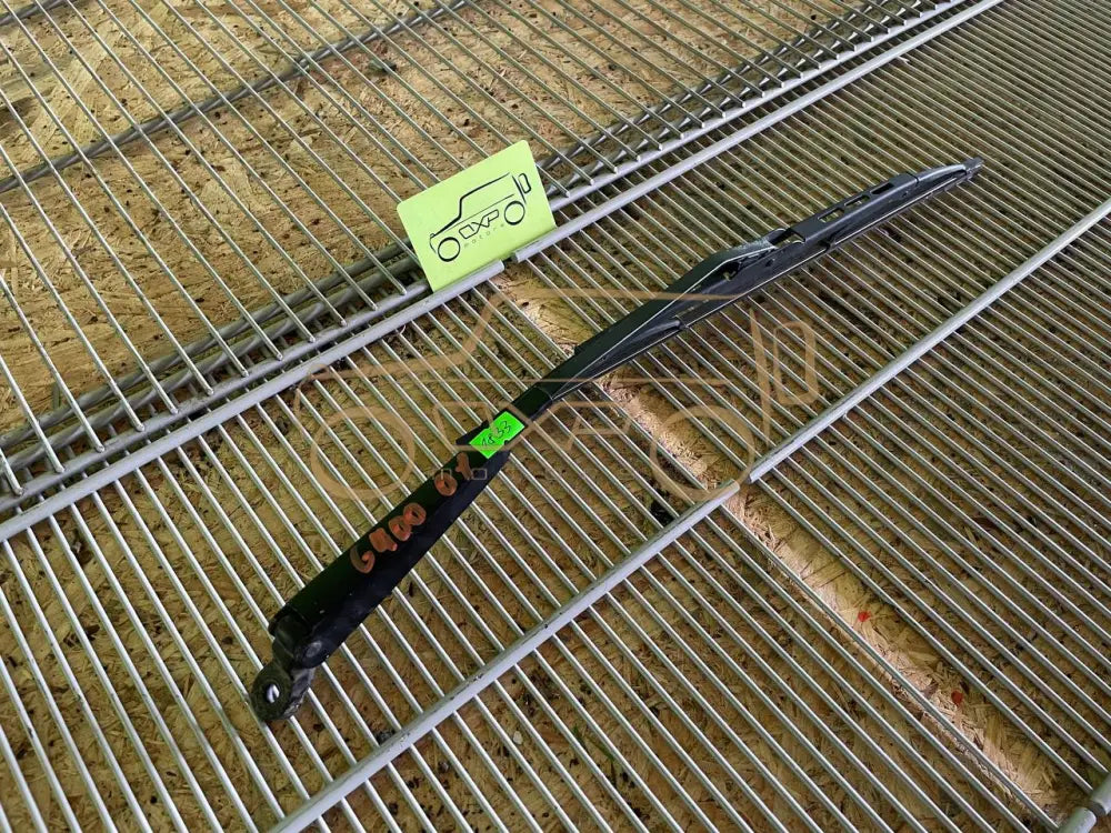 Mercedes-Benz G-Class W463 Rear wiper arm