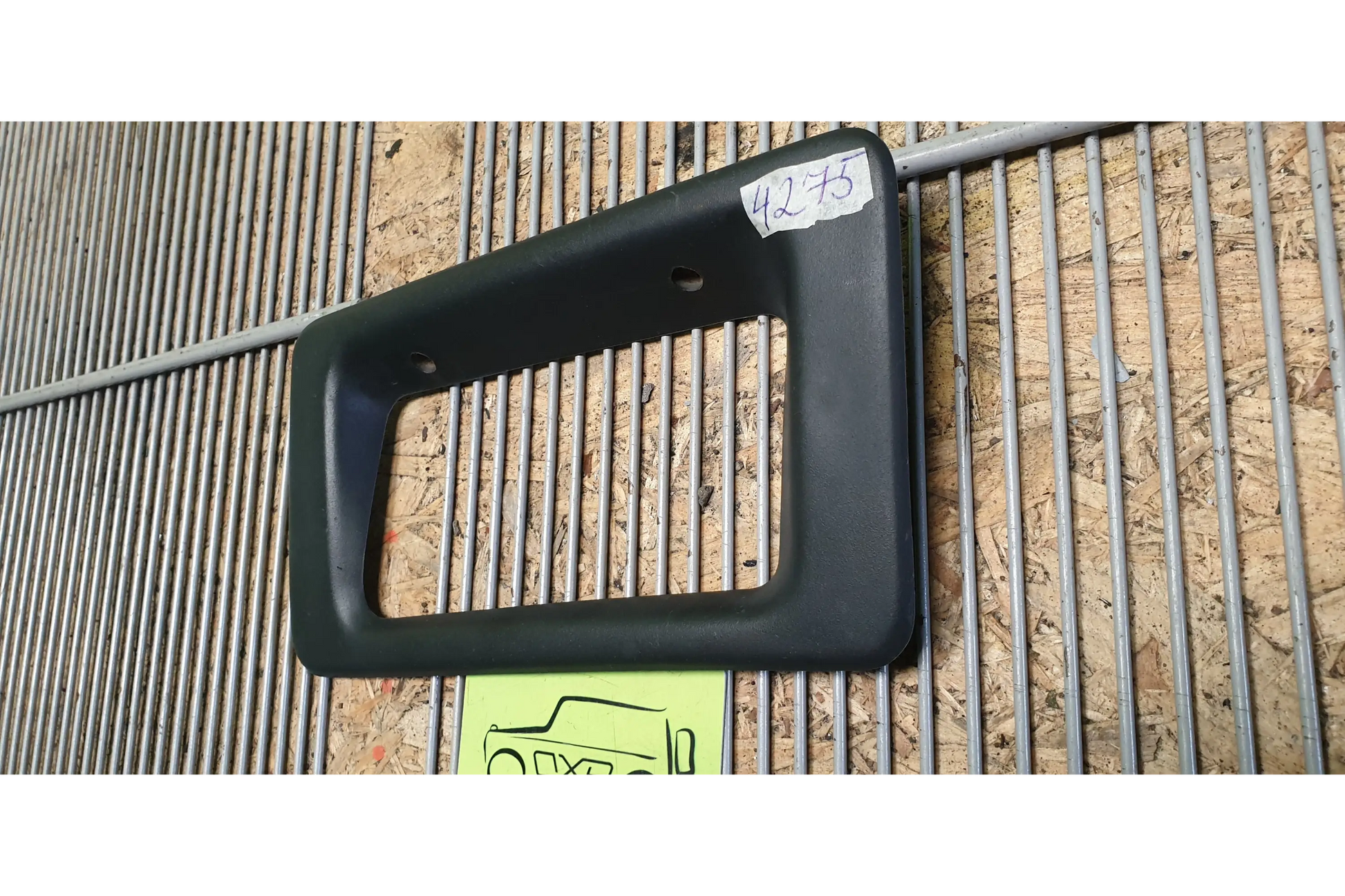 Mercedes-Benz G-Class W463 Right fog lamp cover surround