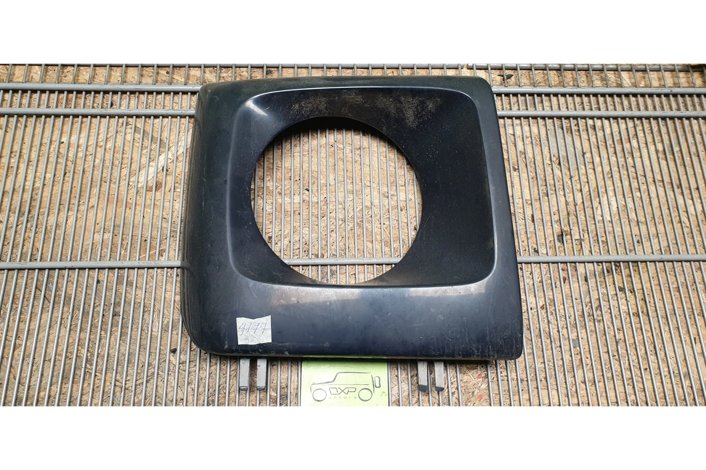 Mercedes-Benz G-Class W463 Right headlamp cover - headlamp