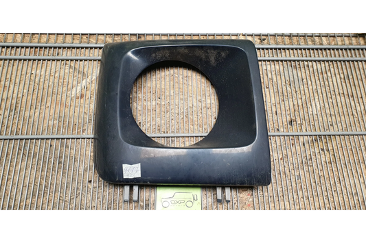 Mercedes-Benz G-Class W463 Right headlamp cover - headlamp