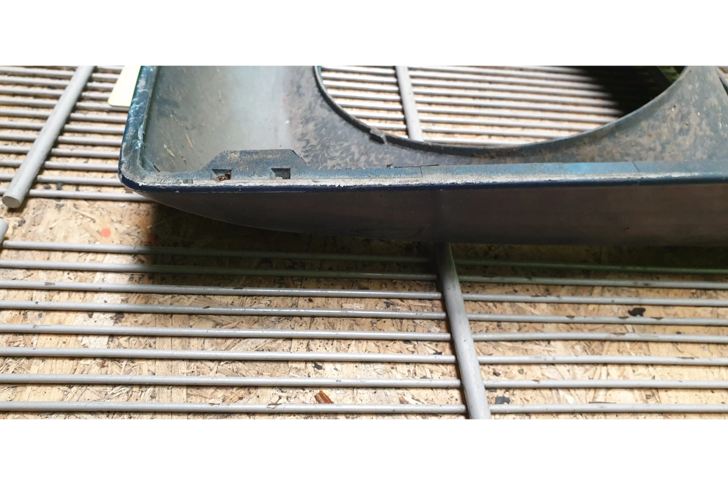 Mercedes-Benz G-Class W463 Right headlamp cover - headlamp