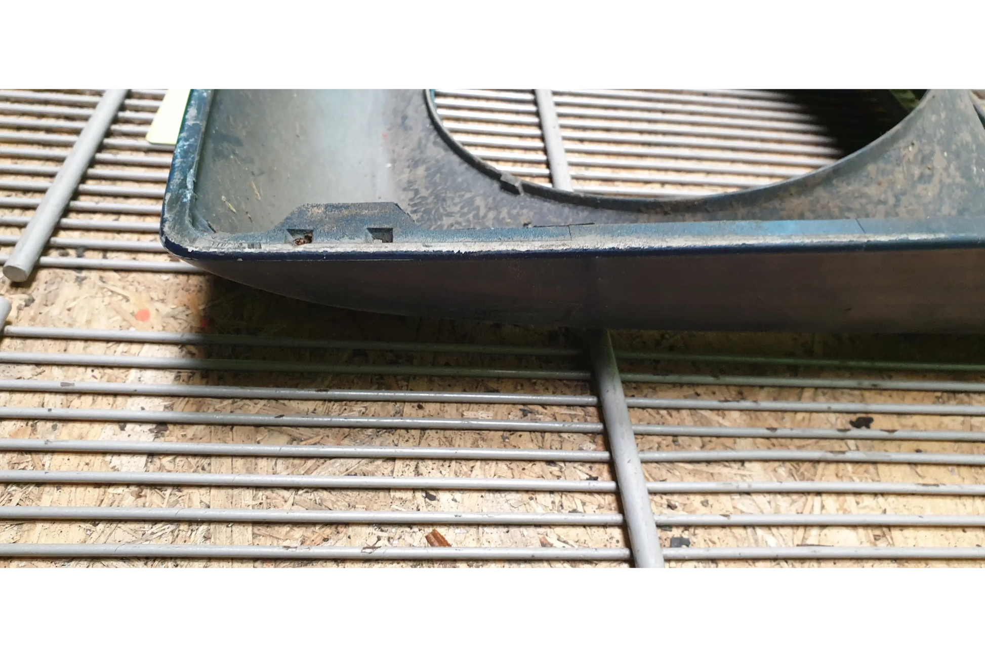 Mercedes-Benz G-Class W463 Right headlamp cover - headlamp