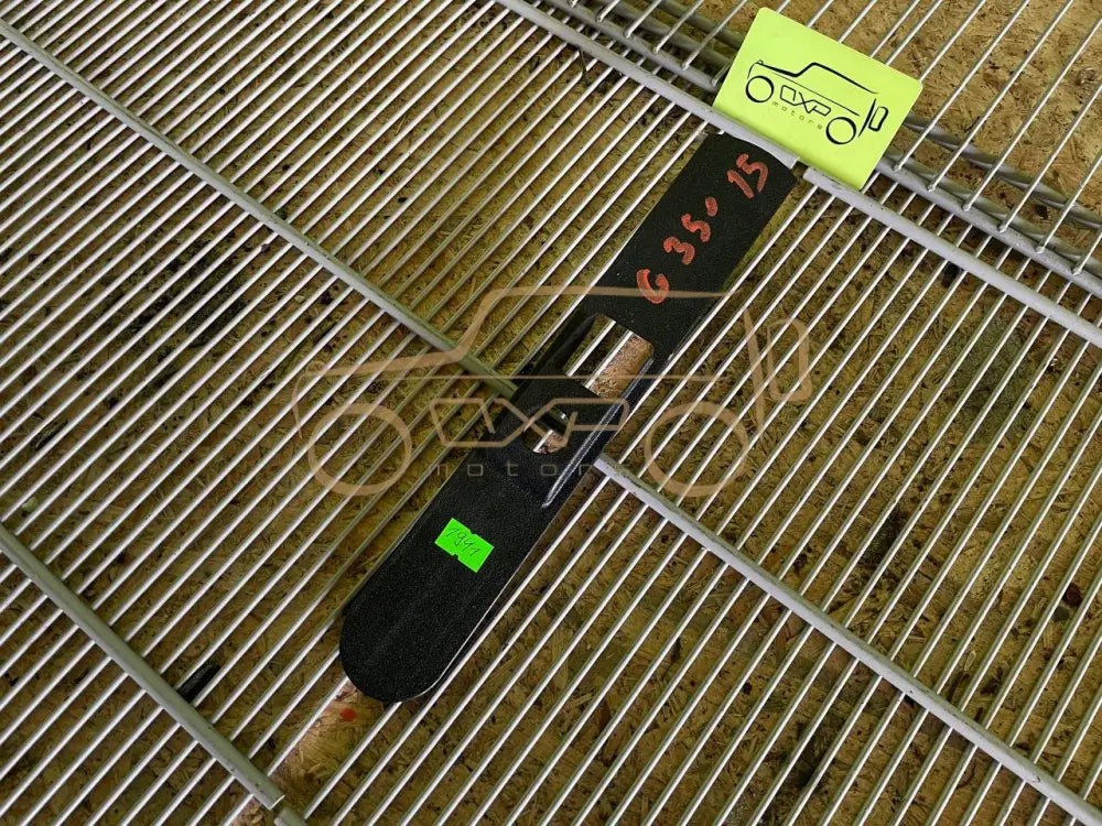 Mercedes-Benz G-Class W463 Seat belt adjuster