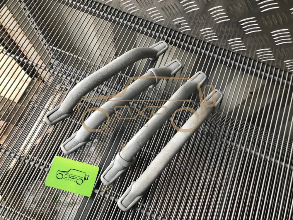 Mercedes-Benz G-Class W463 Set 4 psc roof handle