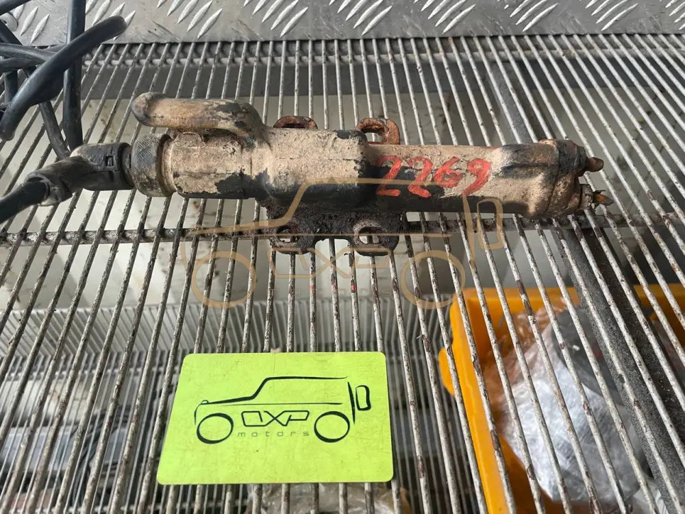 Mercedes-Benz G-Class W463 Shift Cylinder Differential