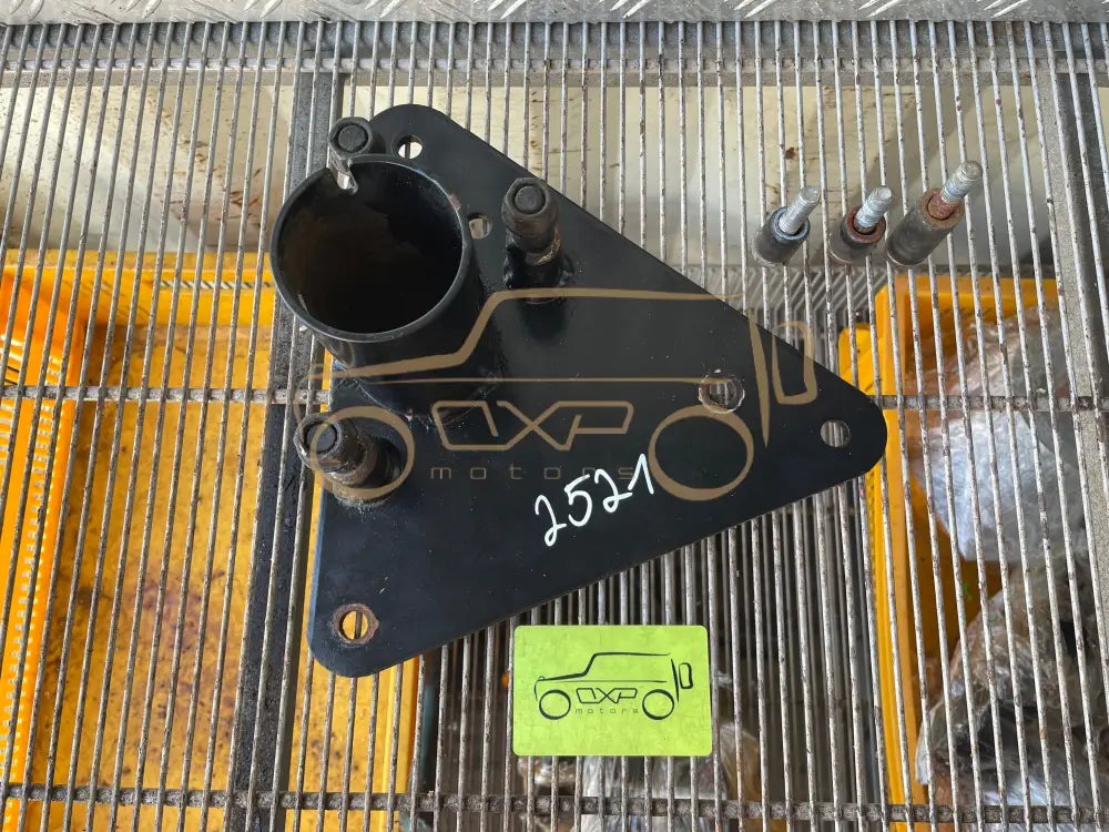 Mercedes-Benz G-Class W463 Spare wheel holder 11cm