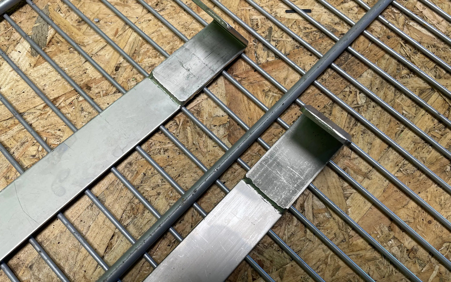 Mercedes-Benz G-Class W463 NEW Stainless steel fuel tank strap set