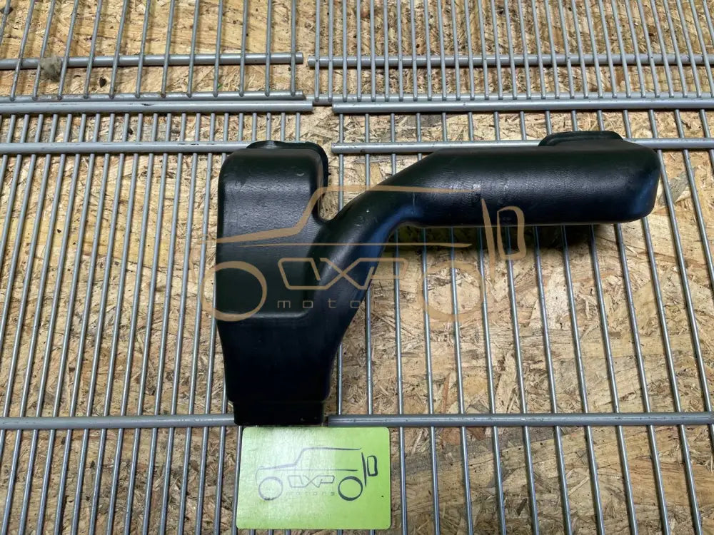 Mercedes-Benz G-Class W463 Stove Air Duct