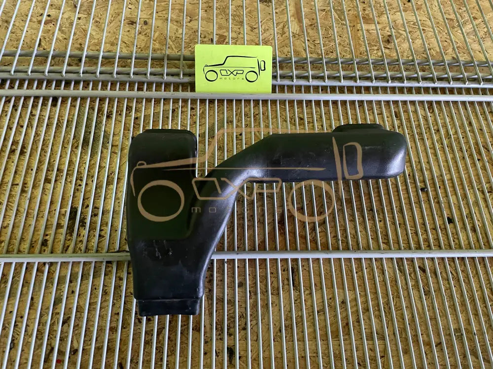 Mercedes-Benz G-Class W463 Stove Air Duct