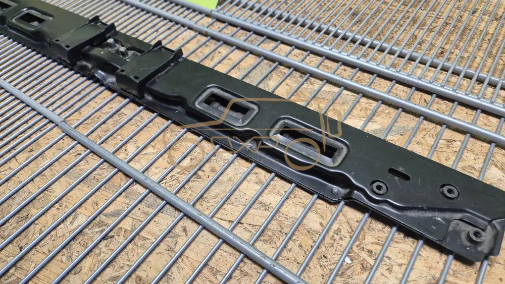 Mercedes-Benz G-Class W463 Sunroof Bridge