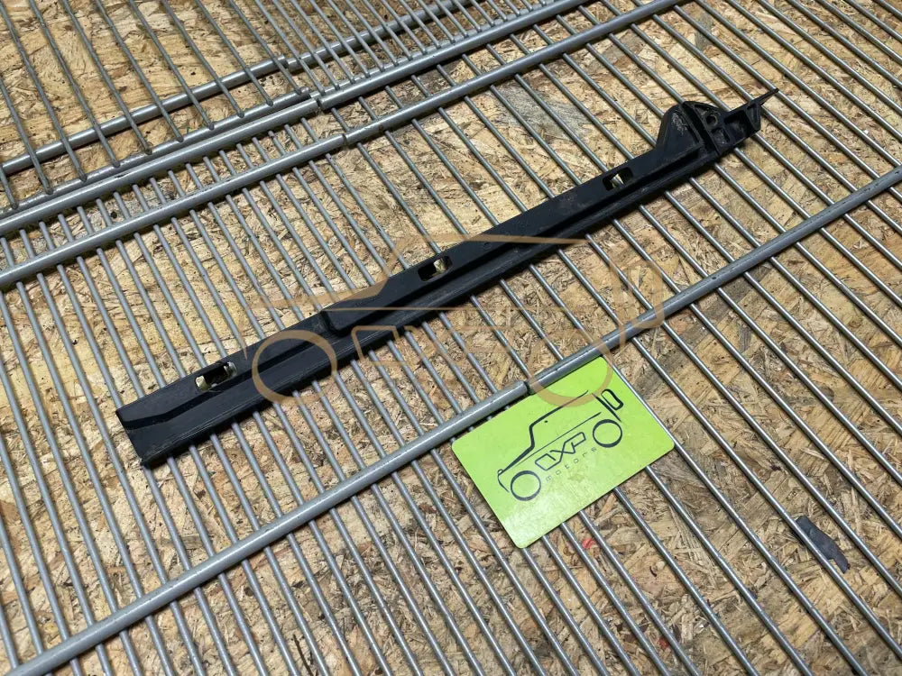 Mercedes-Benz G-Class W463 Sunroof Guide Left
