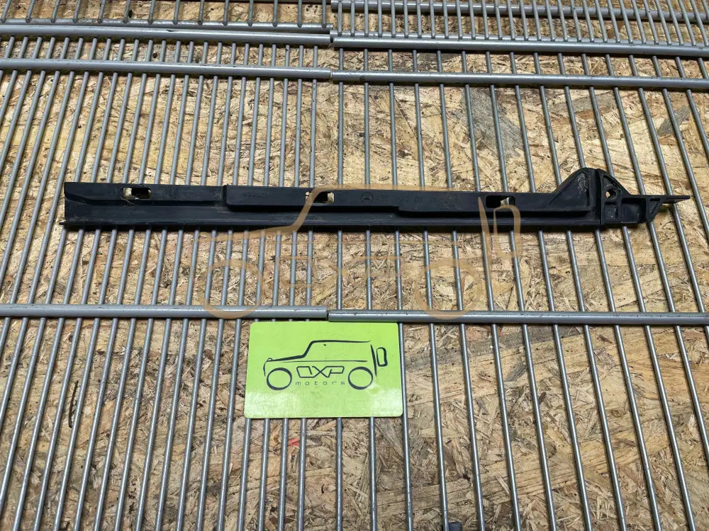 Mercedes-Benz G-Class W463 Sunroof Guide Left