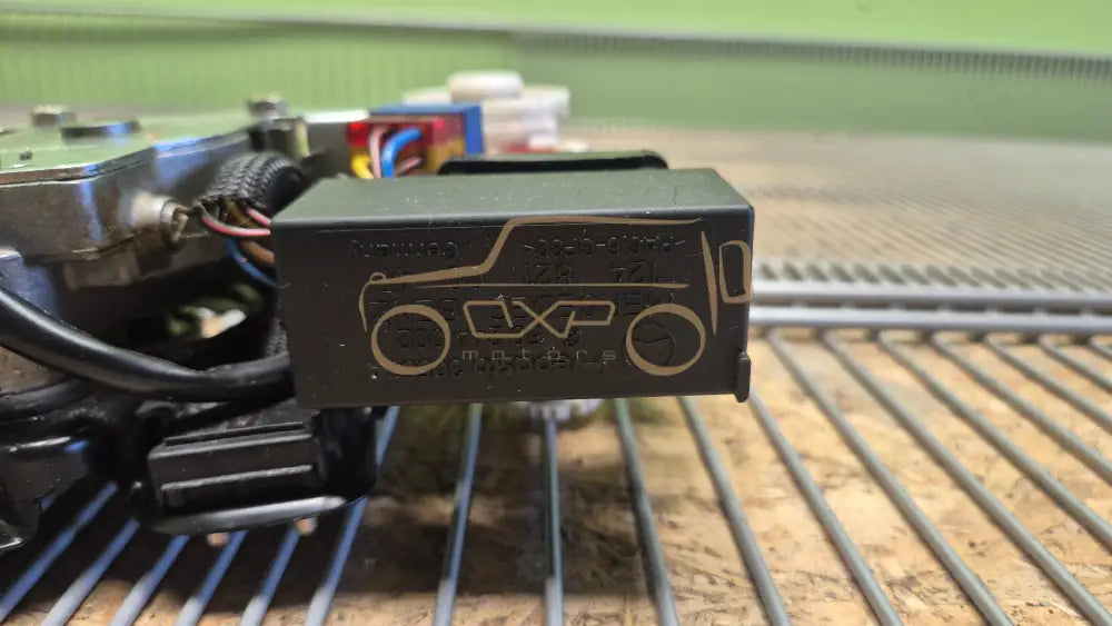 Mercedes-Benz G-Class W463 Sunroof Motor