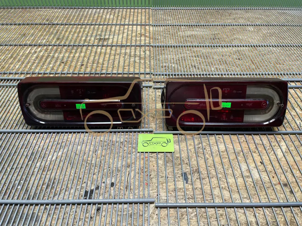 Mercedes-Benz G-Class W463 Tail Lamp Set
