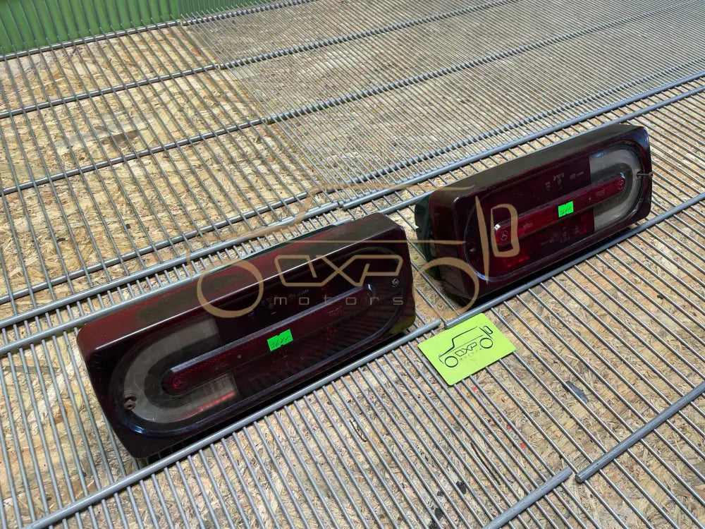 Mercedes-Benz G-Class W463 Tail Lamp Set