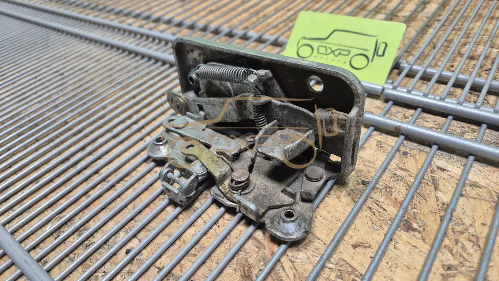 Mercedes-Benz G-Class W463 Tailgate Lock