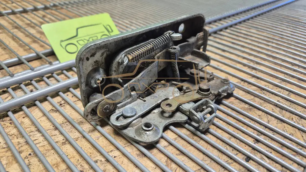 Mercedes-Benz G-Class W463 Tailgate Lock