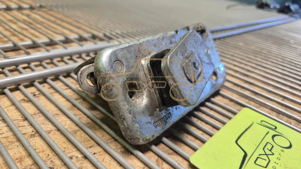 Mercedes-Benz G-Class W463 Tailgate Lock