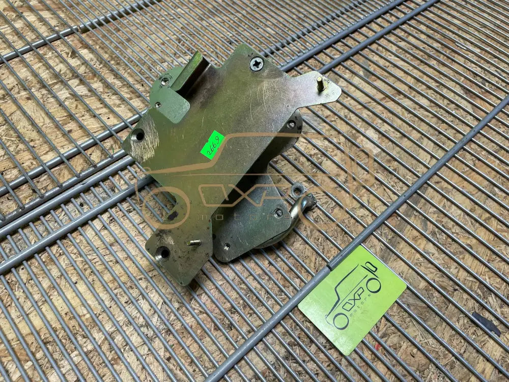 Mercedes-Benz G-Class W463 Telephone Controle Unit Bracket