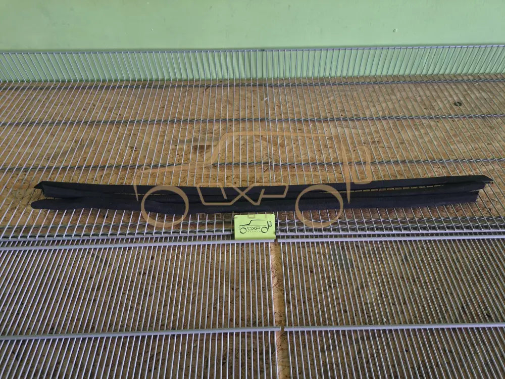 Mercedes-Benz G-Class W463 Trunk seal set