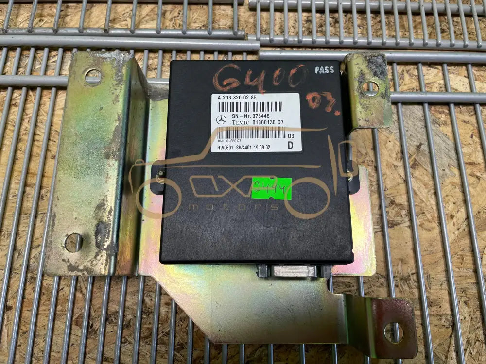 Mercedes-Benz G-Class W463 Voice Control Unit