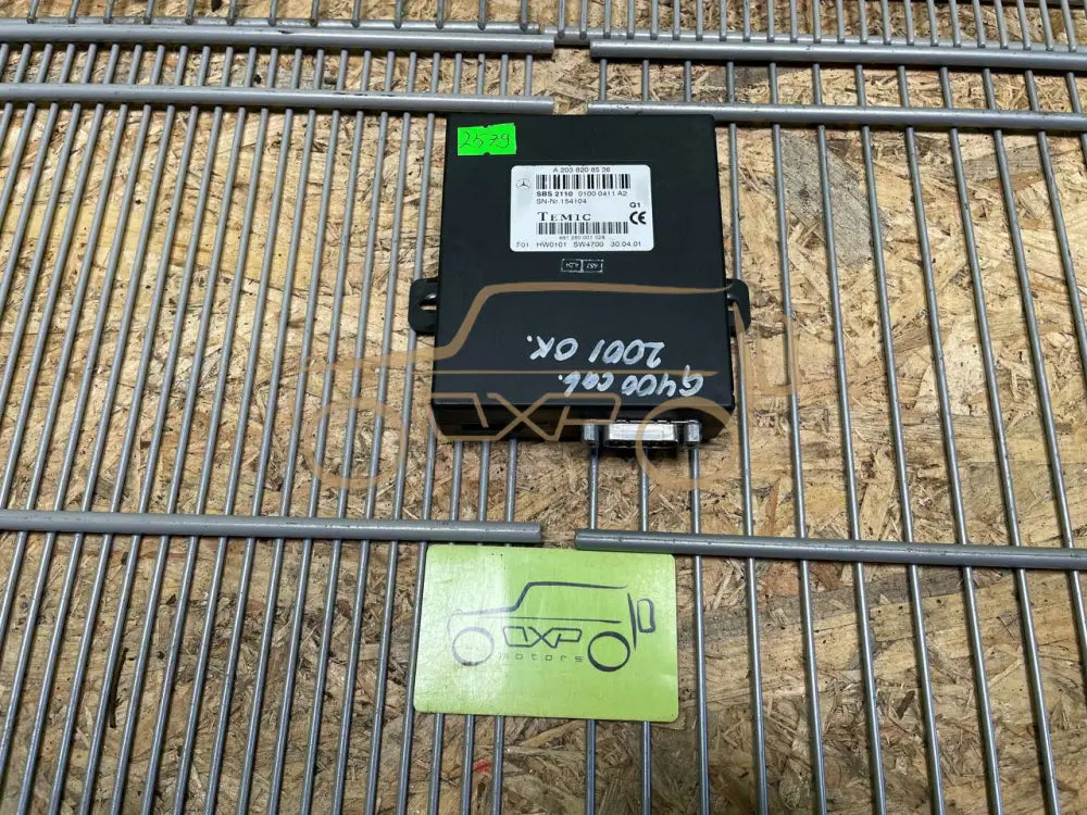 Mercedes-Benz G-Class W463 Voice System Control Unit