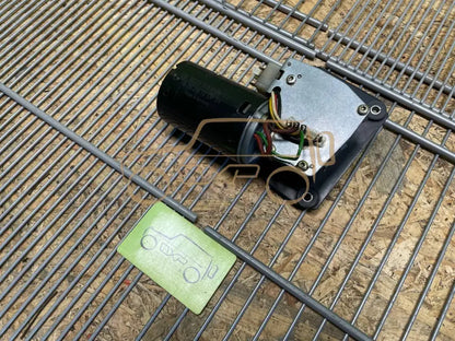 Mercedes-Benz G-Class W463 Windshield Wiper Motor