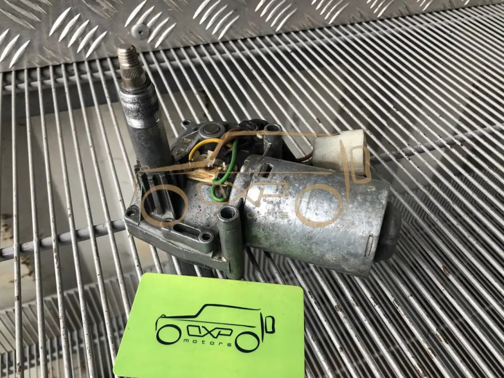 Mercedes-Benz G-Class W463 Wiper Motor Rear