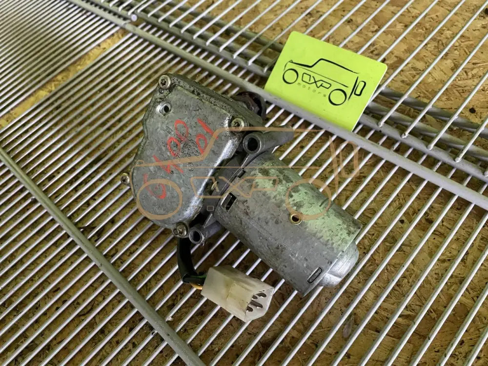 Mercedes-Benz G-Class W463 Wiper Motor Rear