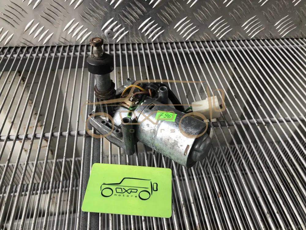 Mercedes-Benz G-Class W463 Wiper Motor Rear