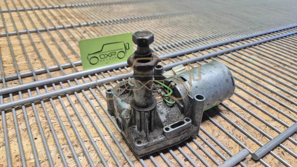 Mercedes-Benz G-Class W463 Wiper Motor Rear