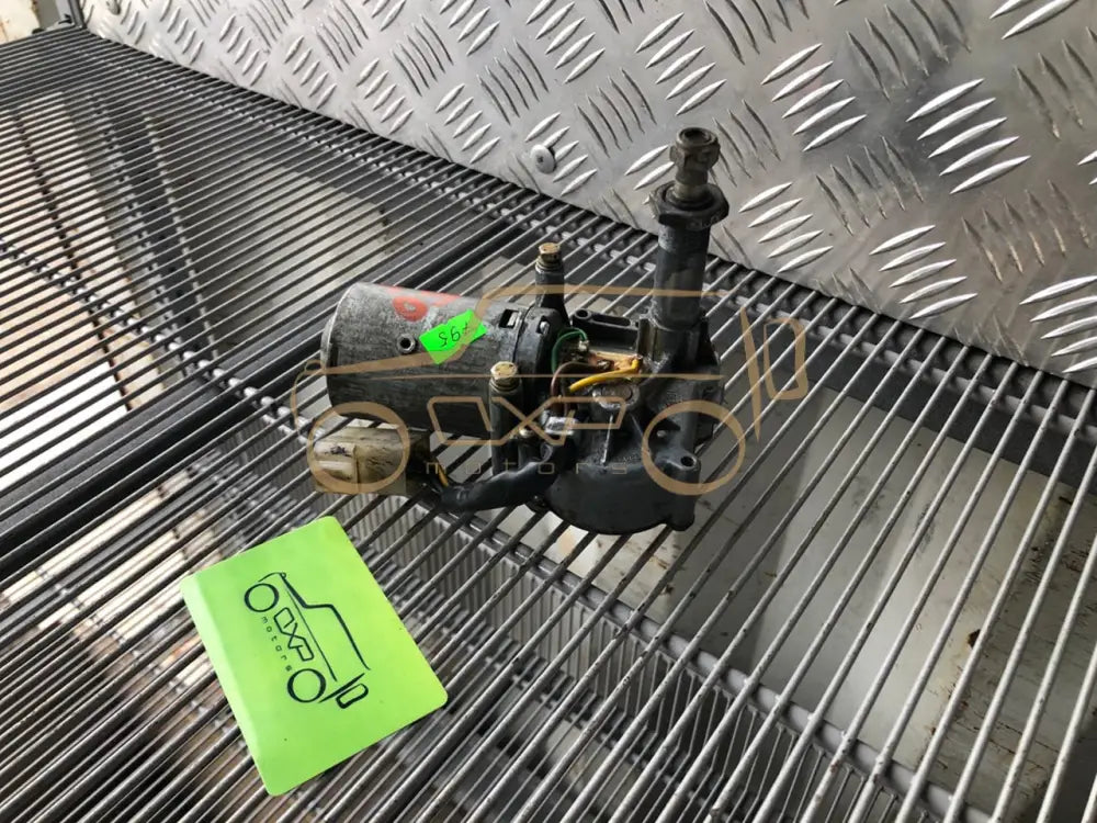 Mercedes-Benz G-Class W463 Wiper Motor Rear
