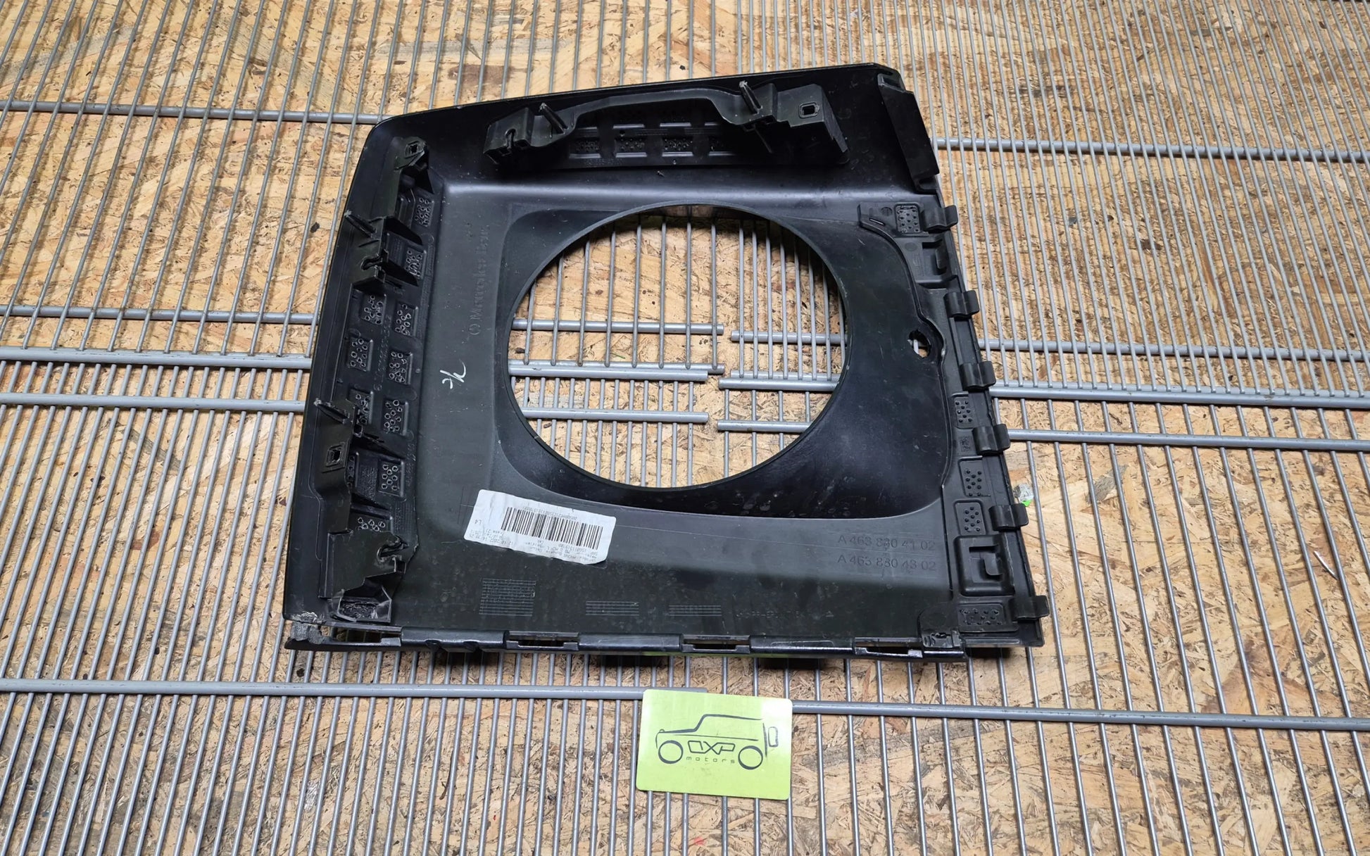 Mercedes-Benz G-Class W463A/464 Left Headlight Cover - headlight cover