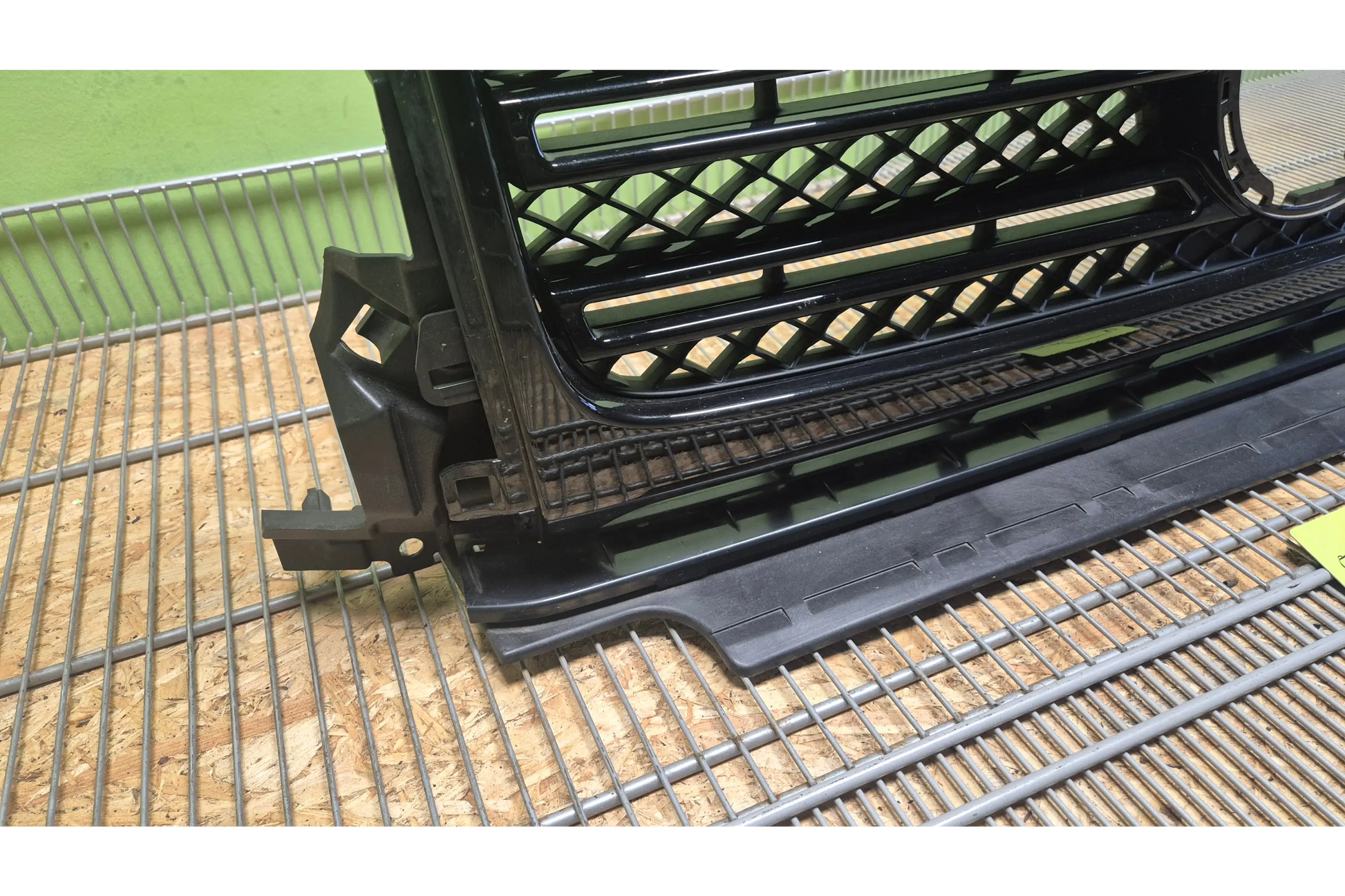 Mercedes-Benz G-Class W463A/464 Radiator Grille - radiator grille