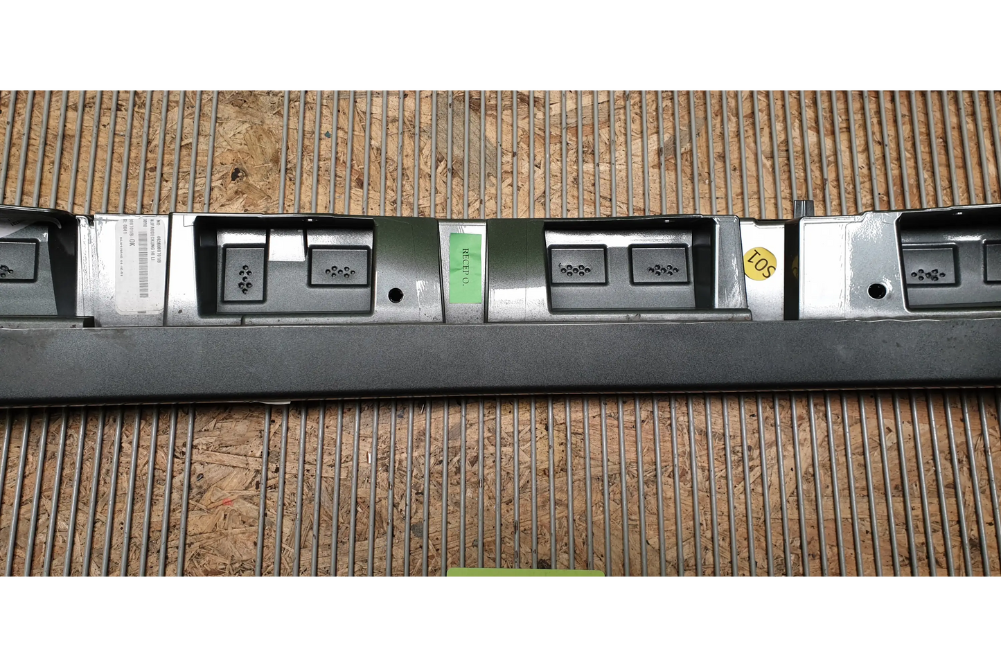 Mercedes-Benz G-Class W463 AMG Fender flaer rear left - fender flare