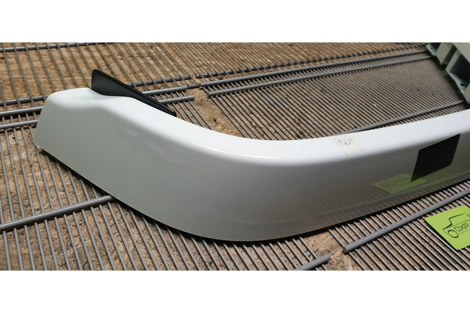 Mercedes-Benz G-Class W463 AMG Fender flaer rear left - fender flare