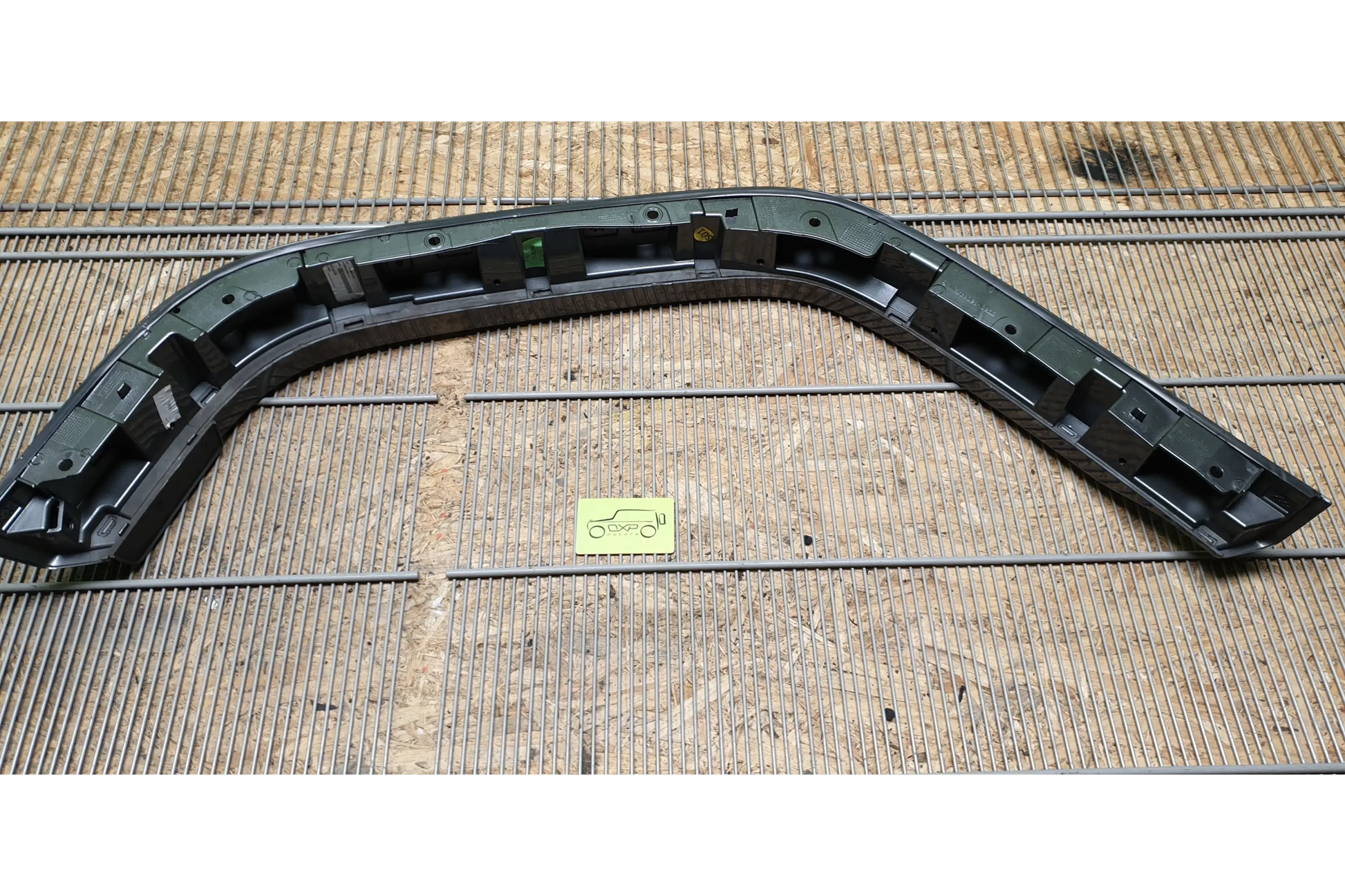 Mercedes-Benz G-Class W463 AMG Fender flaer rear left - fender flare
