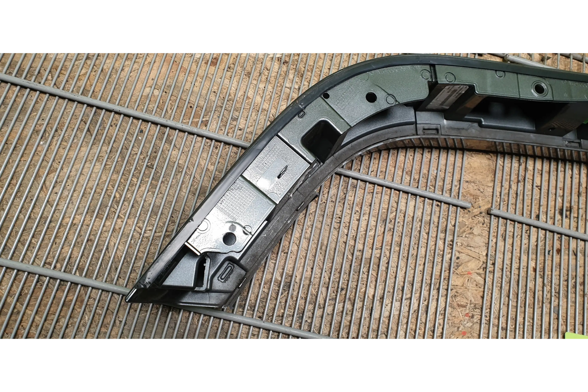 Mercedes-Benz G-Class W463 AMG Fender flaer rear left - fender flare