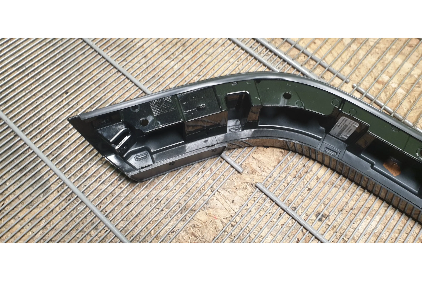Mercedes-Benz G-Class W463A AMG Fender flare rear left - fender flare