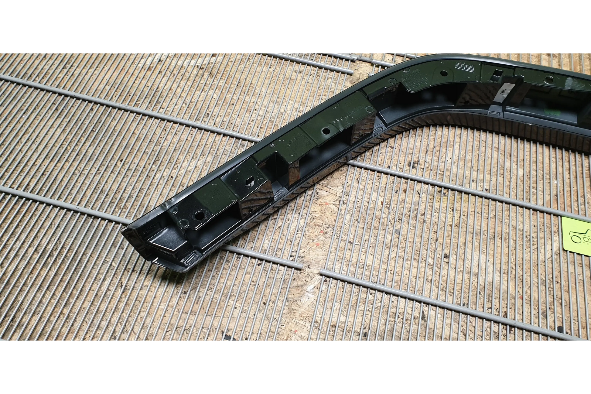 Mercedes-Benz G-Class W463 AMG Fender flare rear right