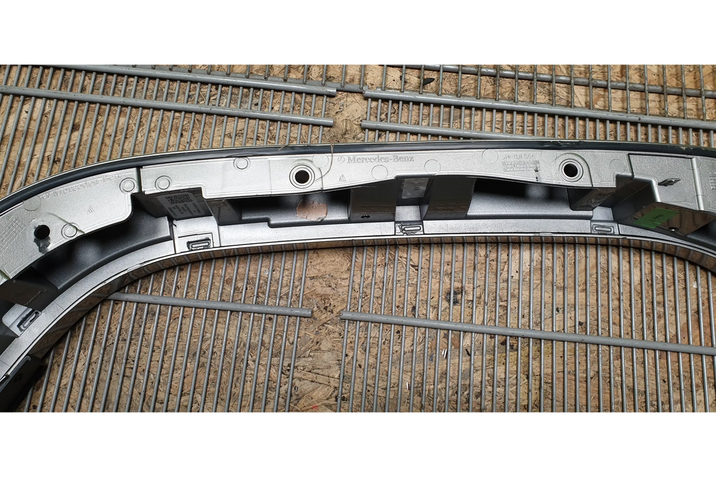 Mercedes-Benz G-Class W463 AMG Wheel arch rear left - fender flare