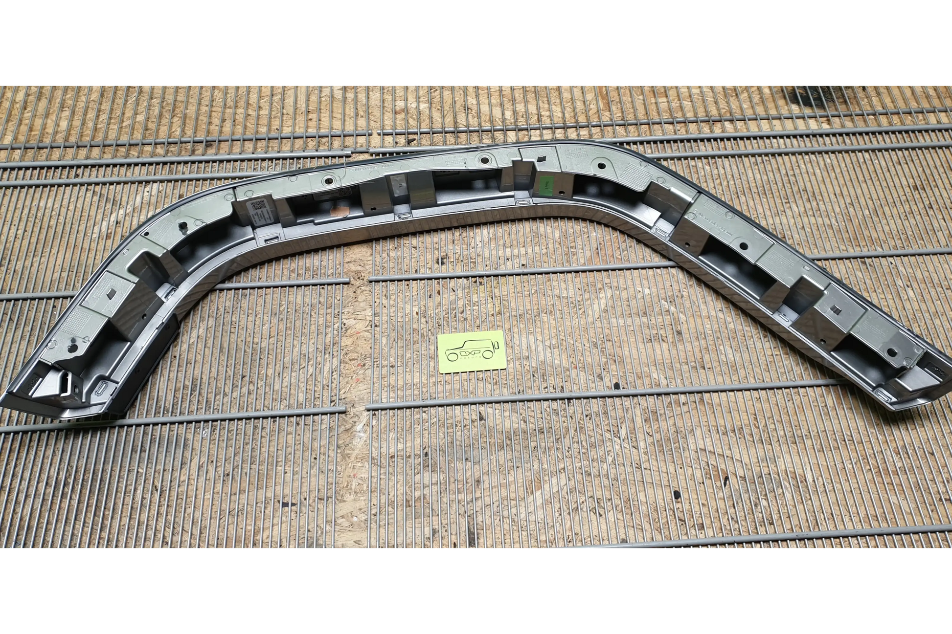 Mercedes-Benz G-Class W463 AMG Wheel arch rear left - fender flare